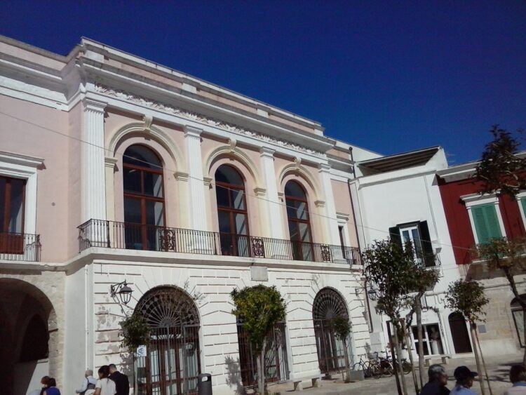 Biblioteca Comunale Rendella