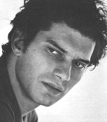 Luigi Tenco. Un suicidio inatteso.