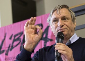 Don Ciotti: «Draghi cacci Durigon. Tenerlo lì è uno schiaffo ai morti  di mafia». «Via dal Governo!»