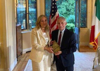 Anthony Fauci elogia l’Italia