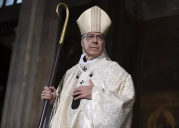 Il Papa accetta le dimissioni dell’arcivescovo di Parigi.