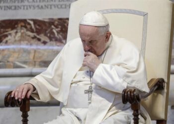 Papa Francesco vuole incontrare Putin.
