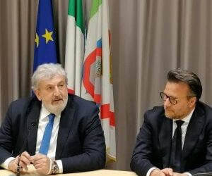Elezioni politiche 2022. Liste e candidati nel collegio di Monopoli. Il caso Lacatena- Emiliano.