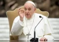 Francesco: «L’omosessualità è peccato, ma non è un crimine»