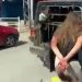 In diretta tv una terribile furia contro le donne