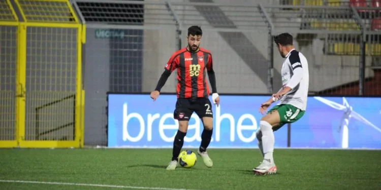 Sorrento 2 Monopoli 0