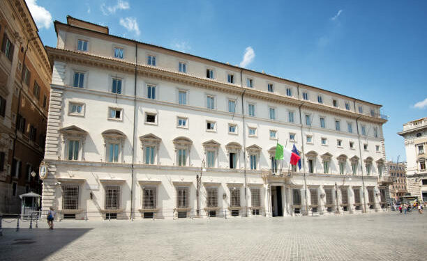 Ha ancora senso la democrazia nella nostra società?
