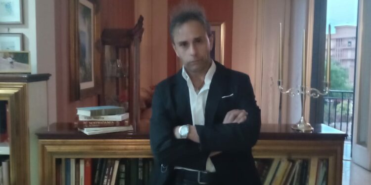 Lo scrittore e poeta Fabio Angiulli nella prestigiosa Antologia del Premio internazionale “Il Federiciano”