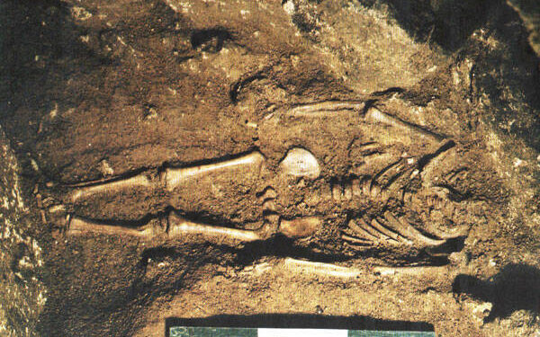 Bimbo di 17.000 anni fa ritrovato nella Grotta delle Mura di Monopoli.