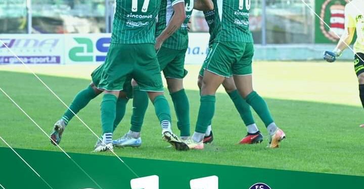 Monopoli 1 Crotone 1