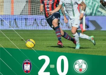 Crotone 2 Monopoli 0