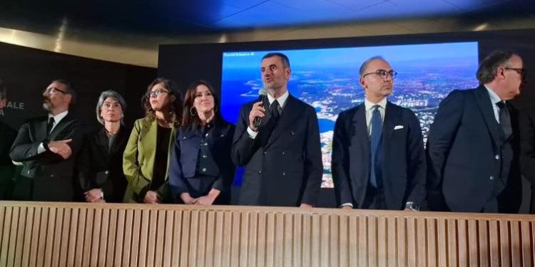 Nuova giunta regionale in Puglia.