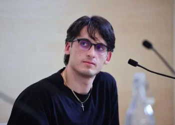 Don Alberto Ravagnani, 33 anni, non è più sacerdote.