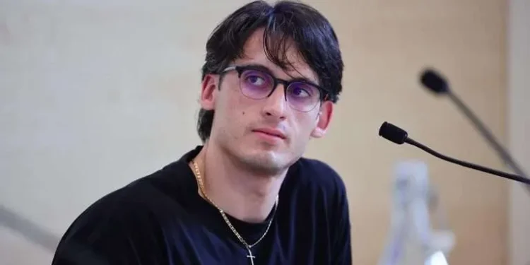 Don Alberto Ravagnani, 33 anni, non è più sacerdote.