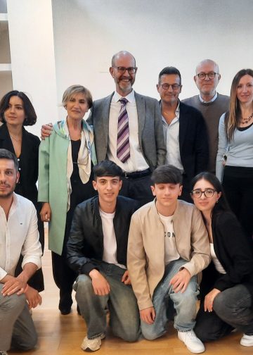 IA – Intelligenza Artificiale – Pro e contro.
