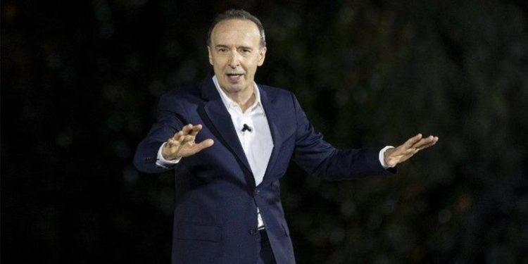 Roberto Benigni: “Pietro” Un uomo nel vento.