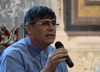 Don Maurizio Patriciello. Oltre l’orizzonte.